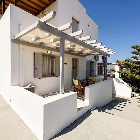 Agnanti * Naousa (Paros)