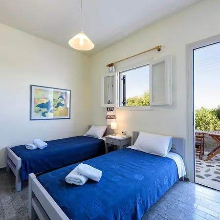 Agnanti Naousa (Paros)