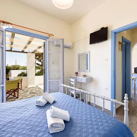 Agnanti * Naousa (Paros)