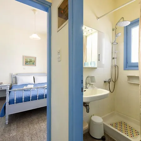Agnanti Apartment *
